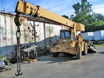  - 1974 CLARK 714